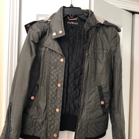 Express jacket with removable hood - Picture 4 of 6